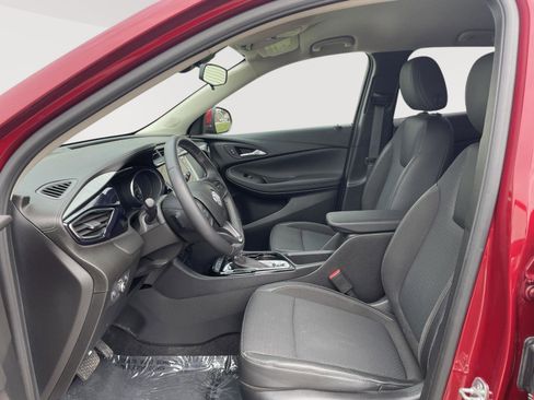 Used 2021 Buick Encore GX Preferred w/ Cold Weather Comfort Package image 17