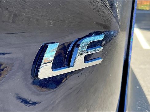 Certified 2025 Toyota Corolla LE image 9