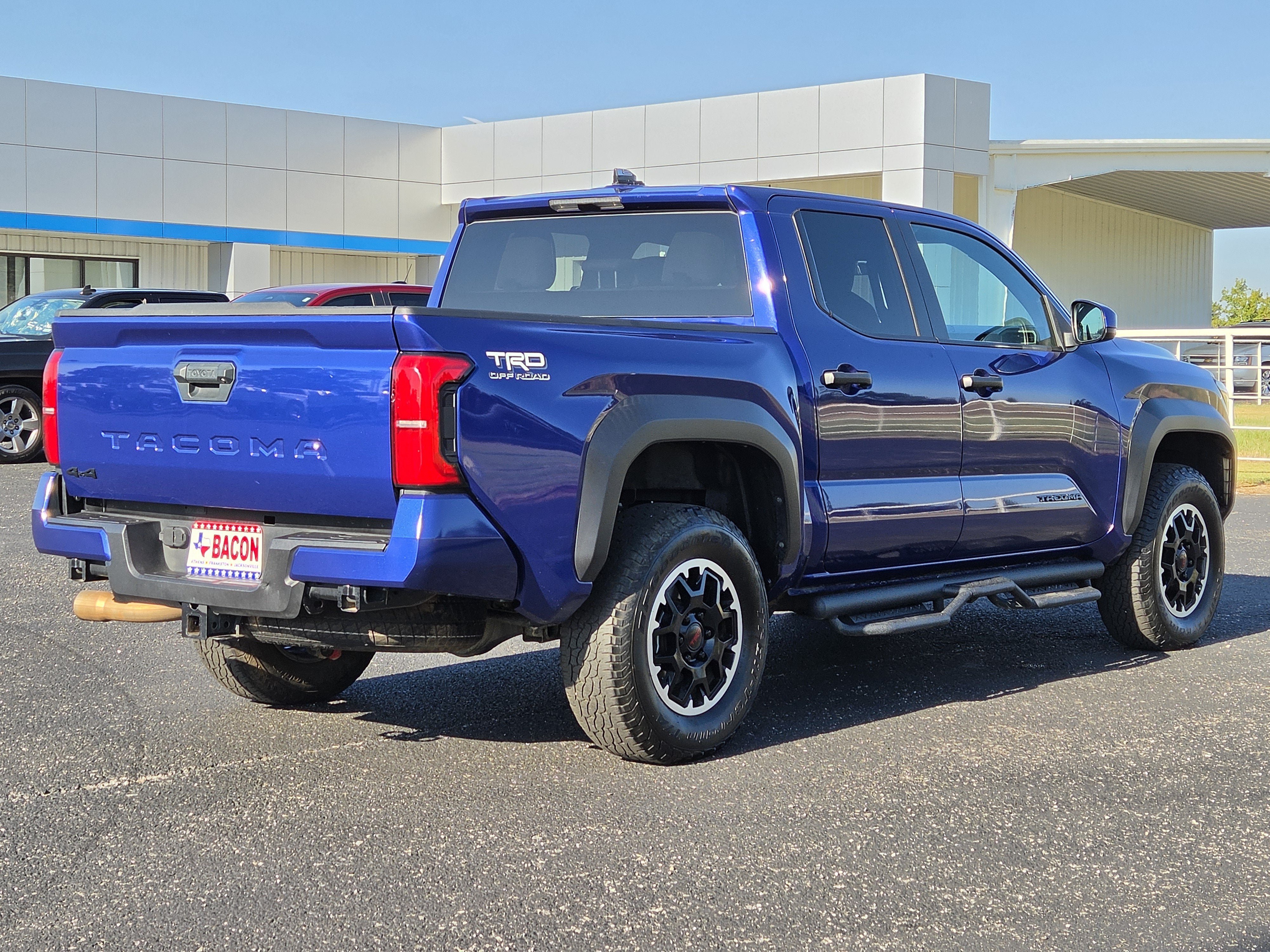 Used 2024 Toyota Tacoma TRD Off-Road AWD/4WD image 4