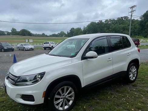 Used 2014 Volkswagen Tiguan SE FWD image 5