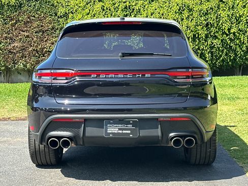 Certified 2023 Porsche Macan S AWD/4WD image 7