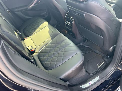 Used 2023 BMW X6 xDrive40i w/ M Sport Package AWD/4WD image 17