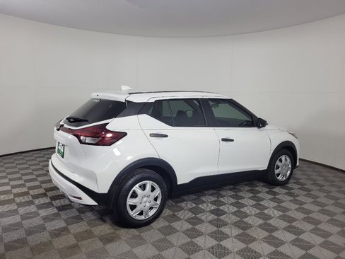 Used 2024 Nissan Kicks S FWD image 10