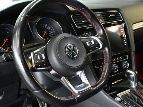 Used 2018 Volkswagen GTI SE w/ SE Leather Package FWD image 23