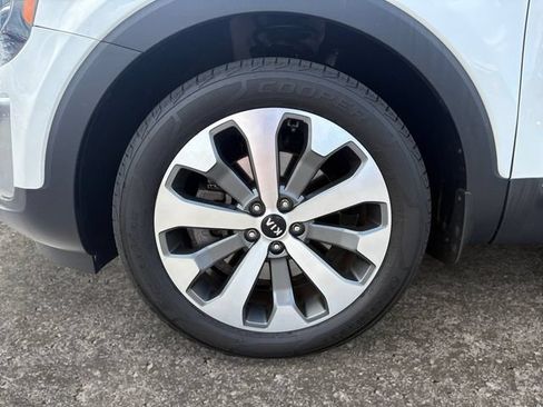 Used 2020 Kia Telluride S AWD/4WD image 14