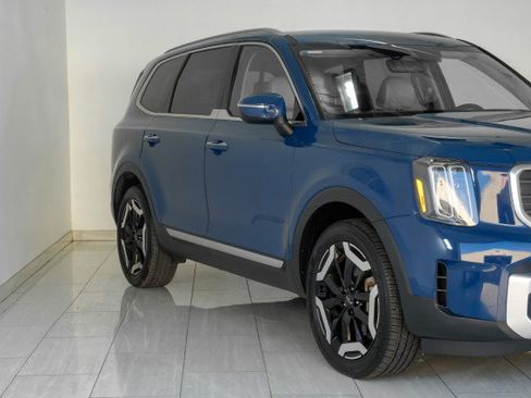 Used 2023 Kia Telluride S w/ S Sunroof Package FWD image 75