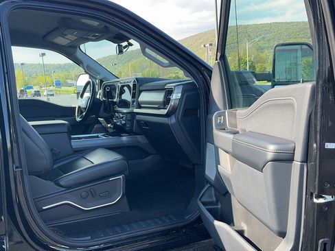 Used 2024 Ford F250 Lariat w/ Sport Appearance Package AWD/4WD image 27