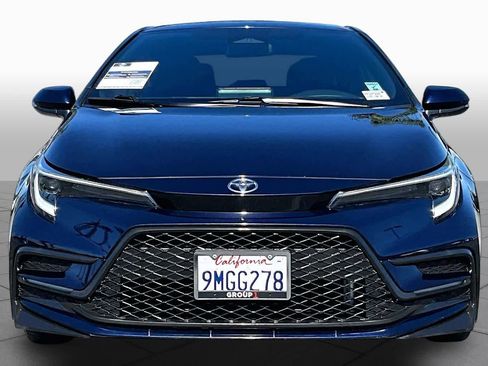 Used 2024 Toyota Corolla SE w/ SE Premium Package FWD image 3