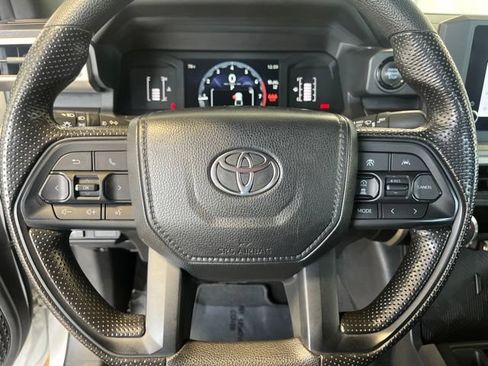 Used 2024 Toyota Tacoma SR5 AWD/4WD image 11