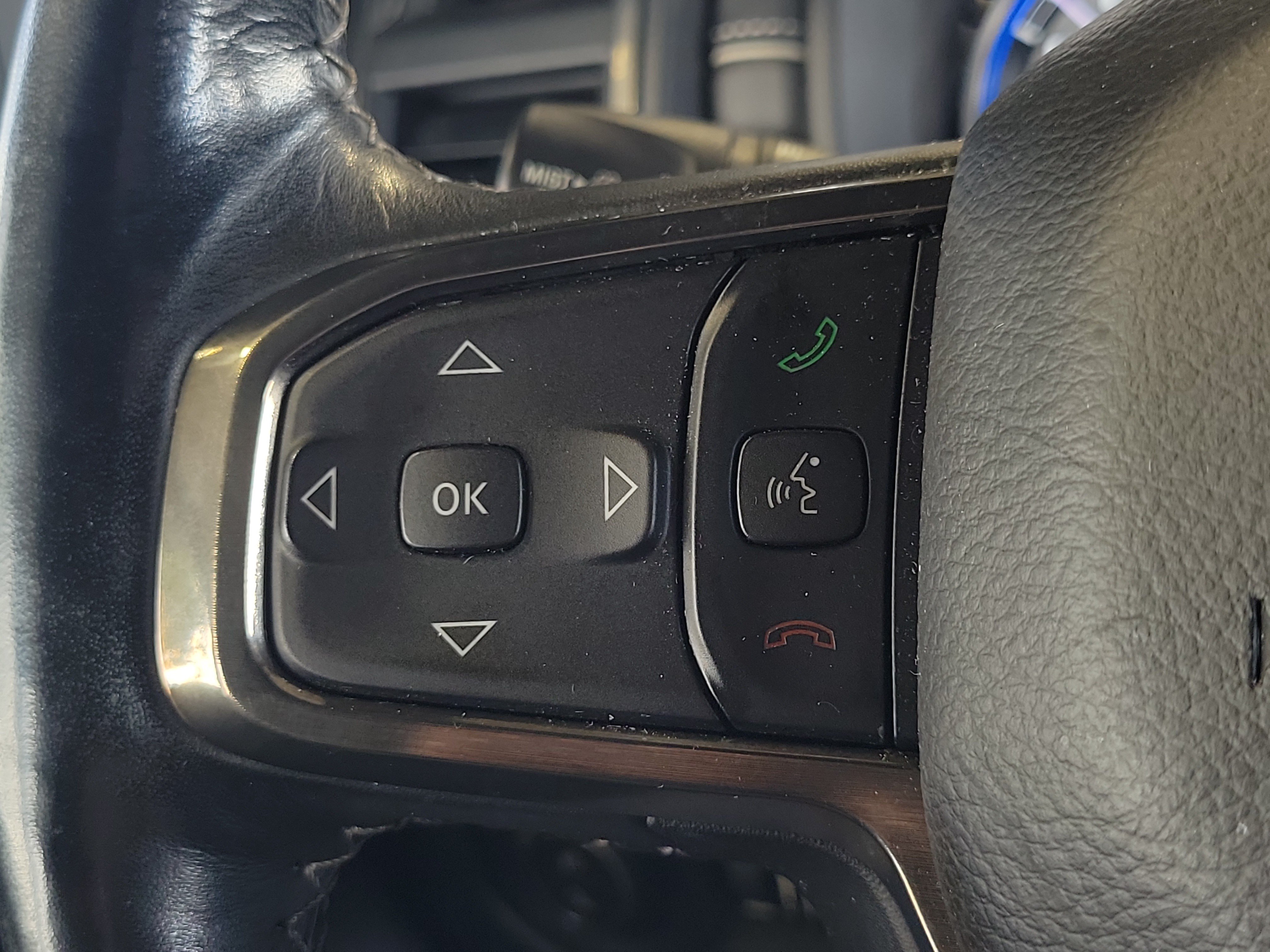 Used 2020 RAM 1500 Limited w/ Bed Utility Group RWD image 20