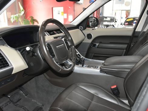 Used 2019 Land Rover Range Rover Sport HSE image 21