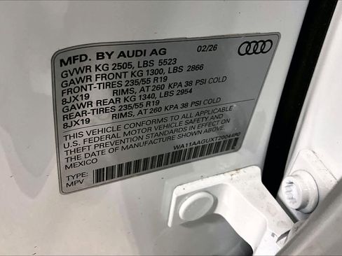 New 2026 Audi Q5 Premium image 17