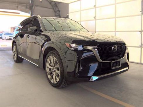 Used 2024 MAZDA CX-90 3.3 Turbo w/ Premium Package AWD/4WD image 3