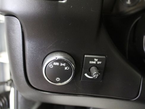 Used 2018 Chevrolet Express 2500 w/ Driver Convenience Package image 12