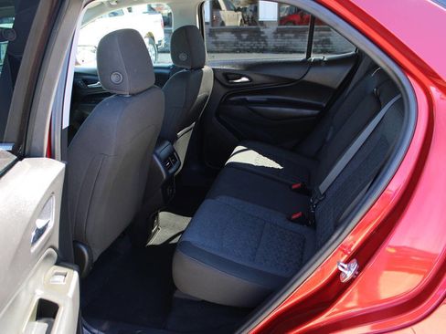 Used 2024 Chevrolet Equinox LT image 9