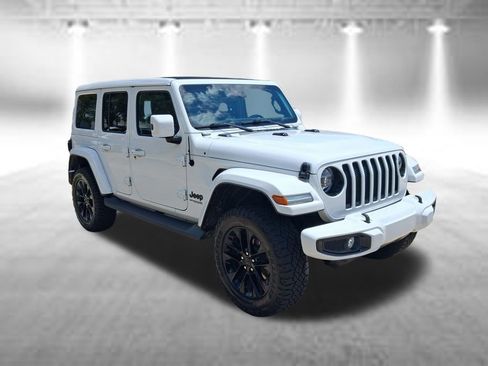 Used 2021 Jeep Wrangler Unlimited Sahara AWD/4WD image 7