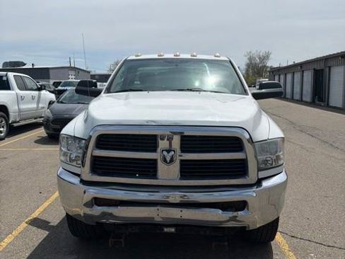 Used 2012 RAM 2500 ST w/ Chrome Appearance Group AWD/4WD image 4