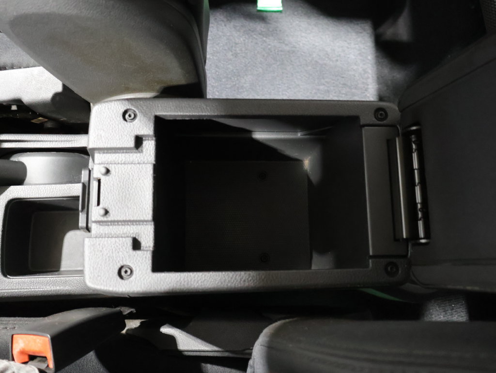 Used 2010 Dodge Caliber SXT FWD image 26