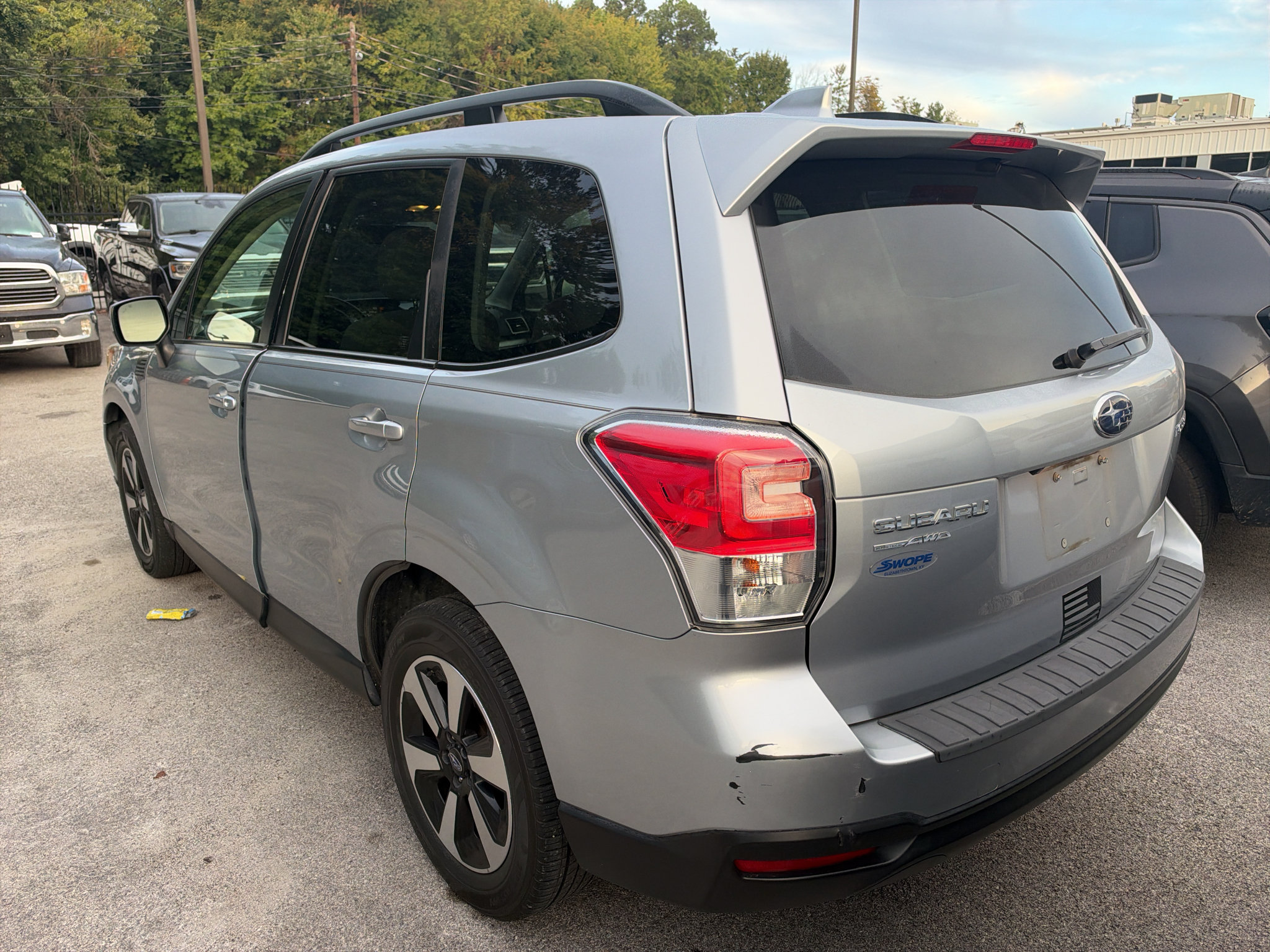 Used 2018 Subaru Forester 2.5i Premium AWD/4WD image 7