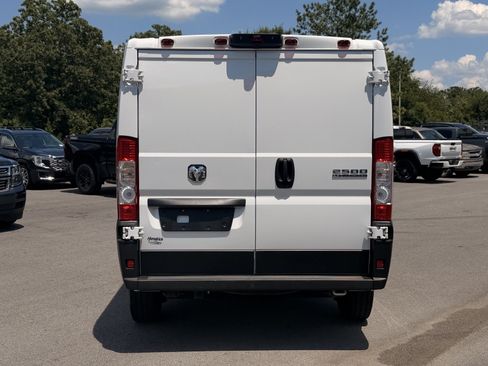 Used 2025 RAM ProMaster 2500 w/ Convenience Group FWD image 20