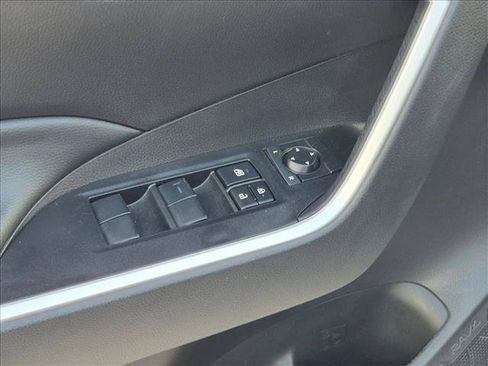 Used 2024 Toyota RAV4 LE FWD image 8