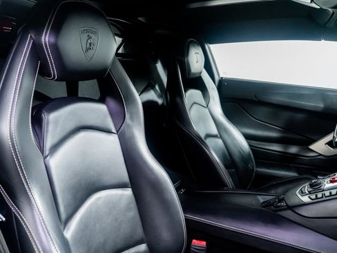 Used 2015 Lamborghini Aventador LP 700-4 image 38