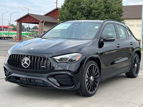 New 2025 Mercedes-Benz GLA 35 AMG 4MATIC image 46