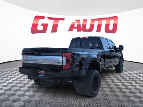 Used 2017 Ford F350 Platinum w/ Platinum Ultimate Package AWD/4WD image 5