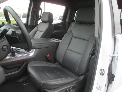 Used 2024 GMC Sierra 1500 SLT w/ SLT Premium Plus Package image 19