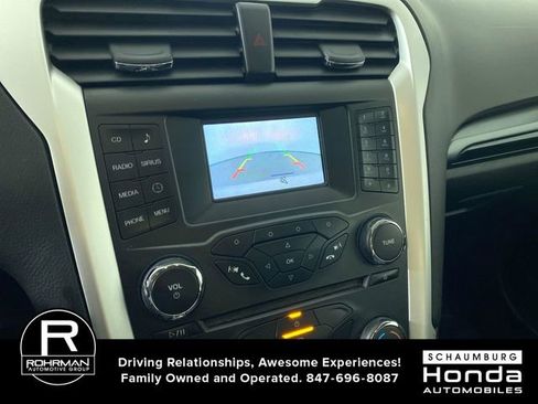 Used 2016 Ford Fusion SE w/ Equipment Group 201A image 8