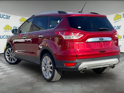Used 2016 Ford Escape SE w/ SE Chrome Package image 4