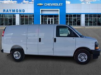 New 2025 Chevrolet Express 2500 Work Van w/ Driver Convenience Package video 2