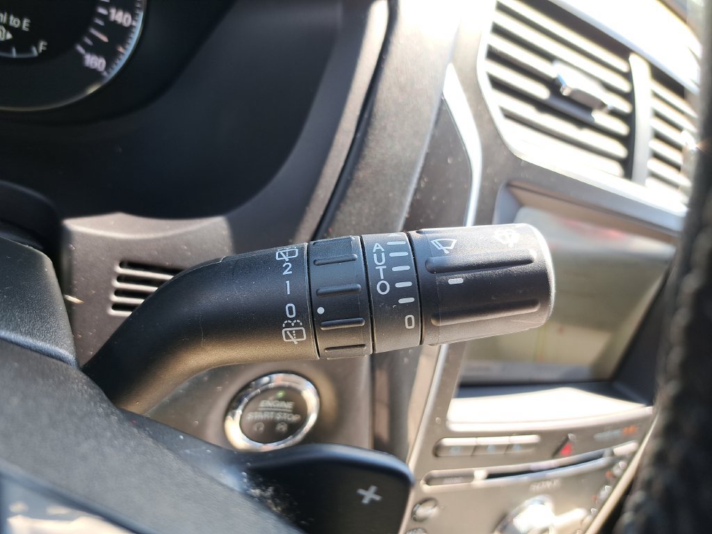 Used 2018 Ford Explorer Platinum AWD/4WD image 25