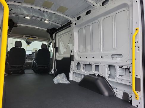 New 2026 Ford Transit 250 Base image 11