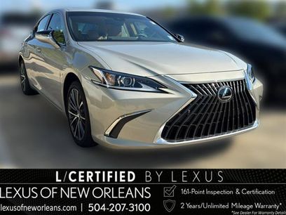 Used 2025 Lexus ES 350 w/ Premium Package