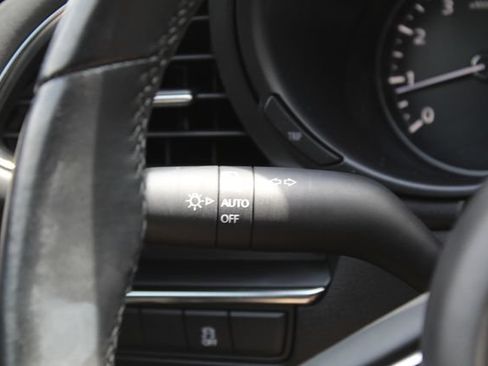 Used 2021 MAZDA MAZDA3 s FWD image 17