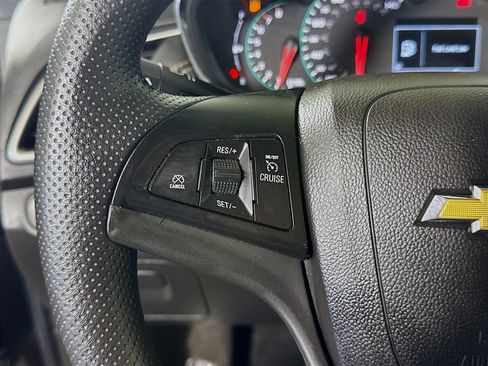 Used 2021 Chevrolet Trax LS w/ Tint and Cruise Package FWD image 14