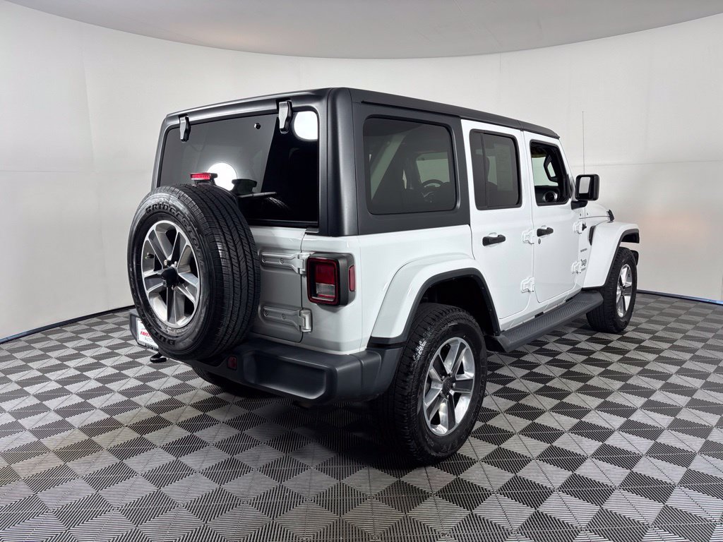 Used 2019 Jeep Wrangler Unlimited Sahara AWD/4WD image 14