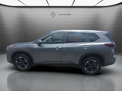 Certified 2024 Nissan Rogue SV AWD/4WD image 7