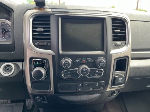Used 2015 RAM 1500 Big Horn image 9