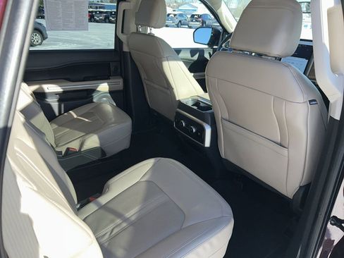 Used 2023 Ford Expedition Max Limited image 20