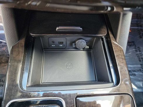 Used 2014 Kia Cadenza Premium image 34