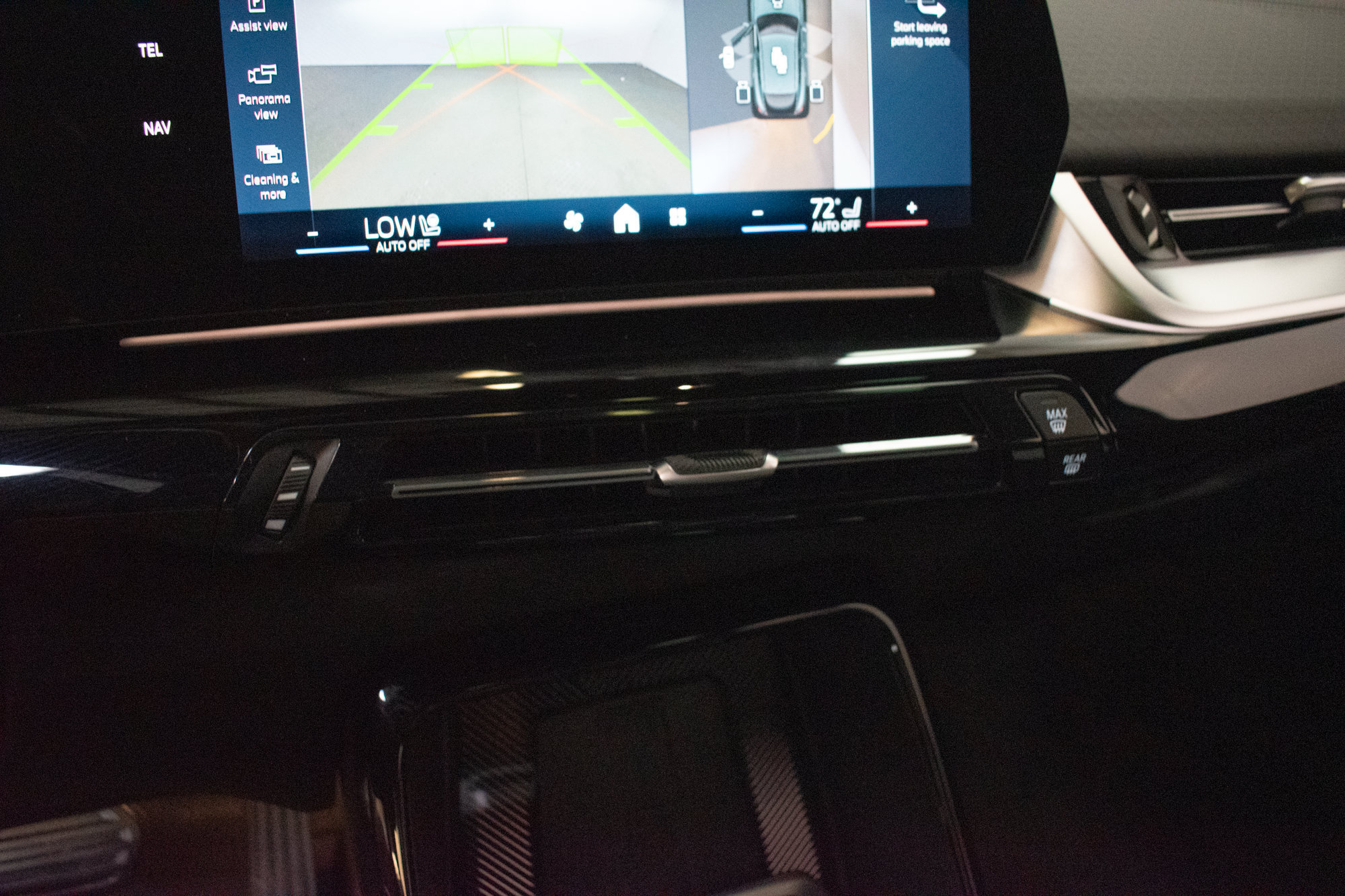 Used 2025 BMW X2 xDrive28i AWD/4WD image 17