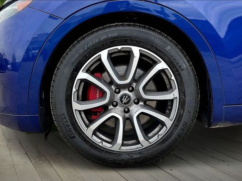 Used 2019 Maserati Levante image 34