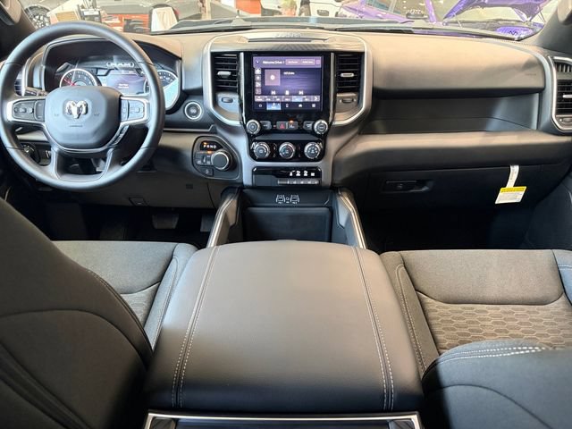 New 2026 RAM 1500 Express AWD/4WD image 20