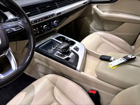 Used 2019 Audi Q7 2.0T Premium w/ Convenience Package AWD/4WD image 19