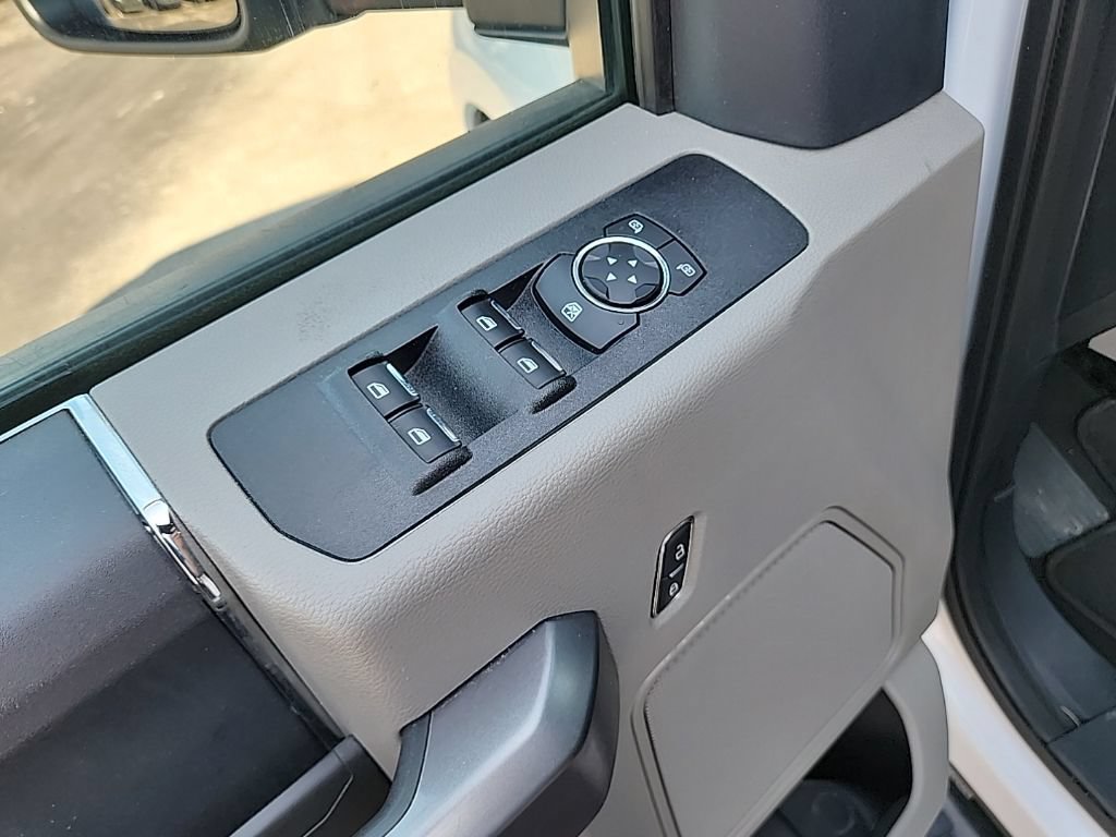 Used 2022 Ford F350 XLT AWD/4WD image 24