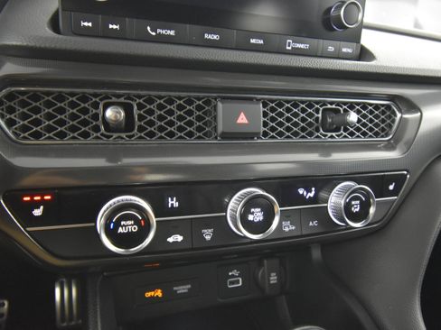 Used 2023 Acura Integra A-Spec image 19