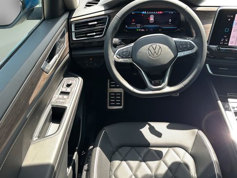 New 2026 Volkswagen Atlas SEL Premium R-Line AWD/4WD image 19
