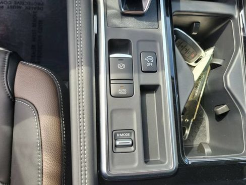 New 2026 Nissan Pathfinder Platinum FWD image 20